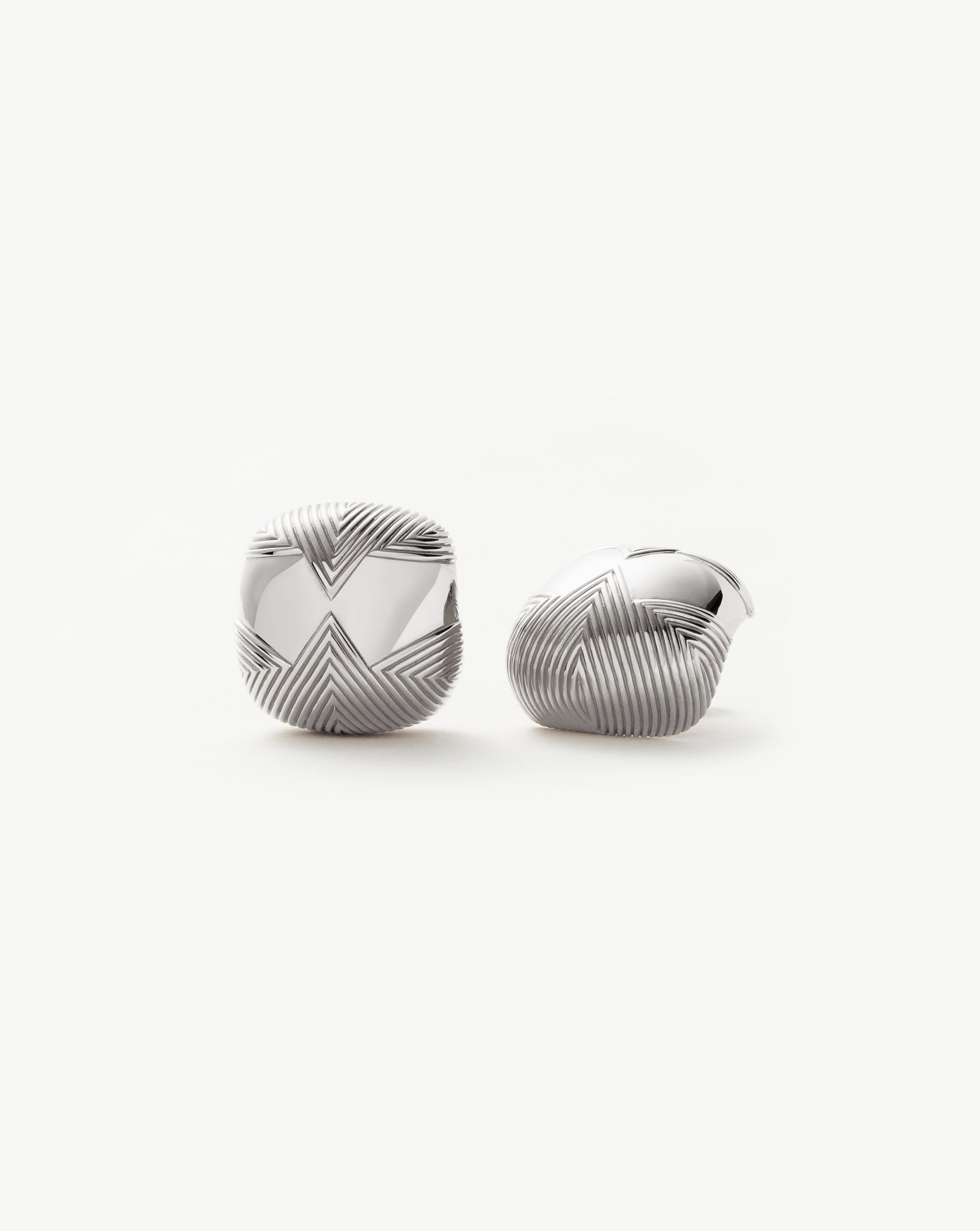 Hera Oversized Dome Ridge Stud Earrings | Silver Plated Earrings Missoma 