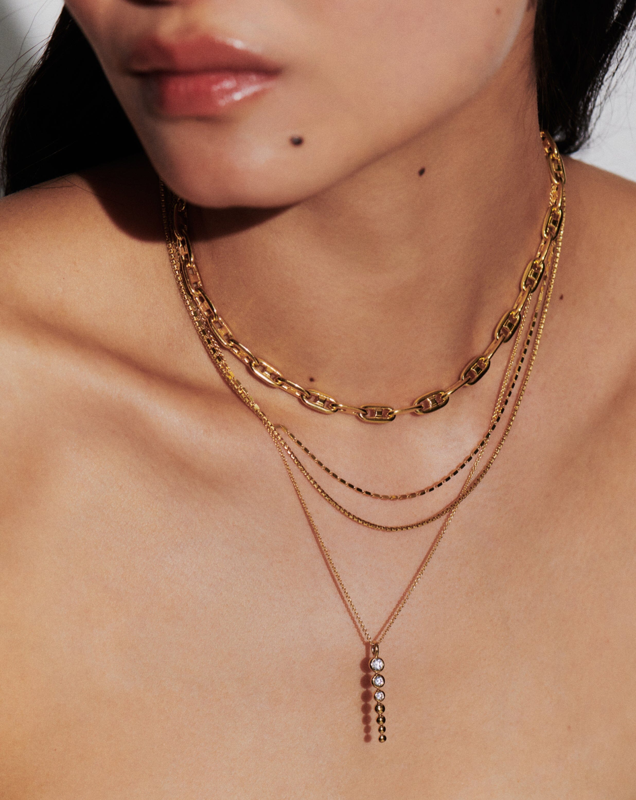 18k Yellow Gold 5mm Round Box Chain Necklace 24 Inches | Sarraf.com