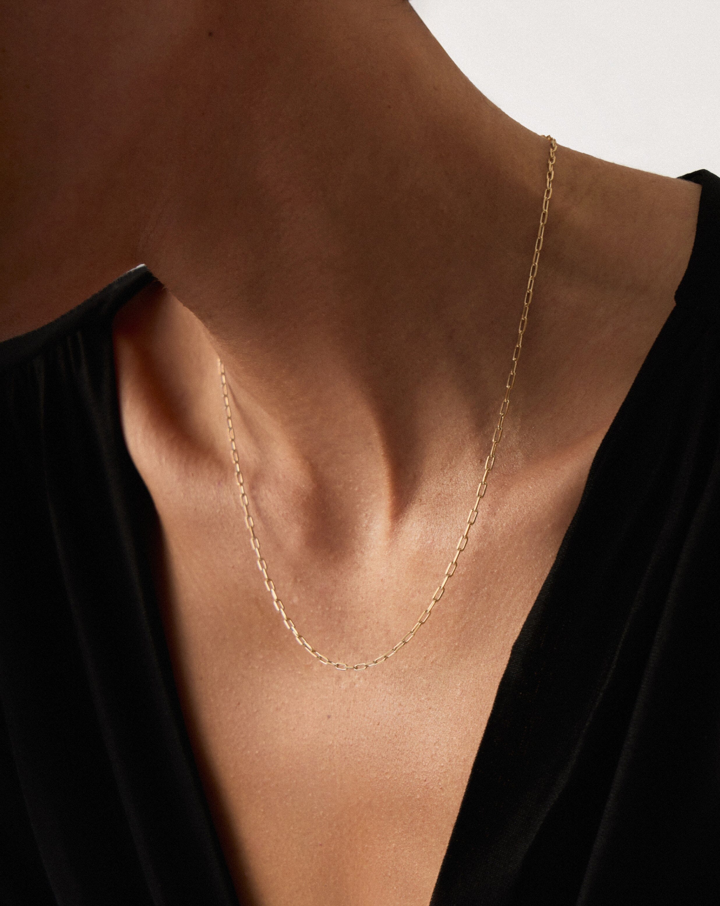 Fine Classic Paperclip Chain Necklace | 14ct Solid Gold Necklaces Missoma 