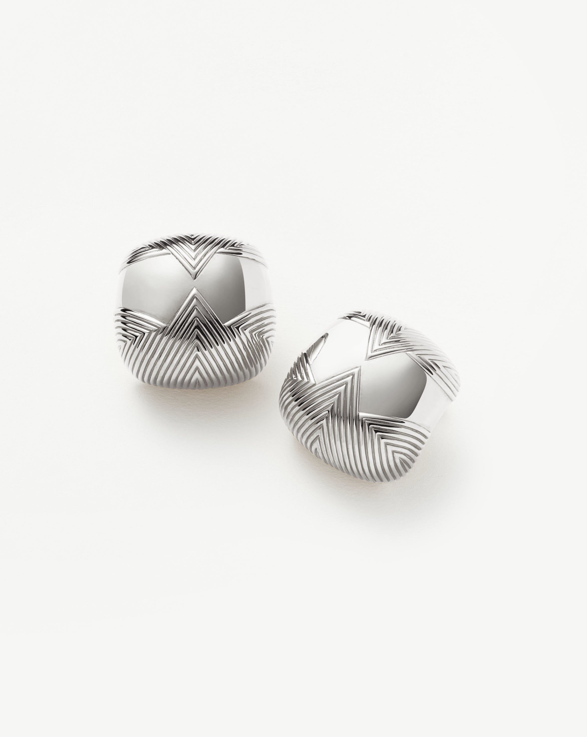 Hera Oversized Dome Ridge Stud Earrings | Silver Plated Earrings Missoma 