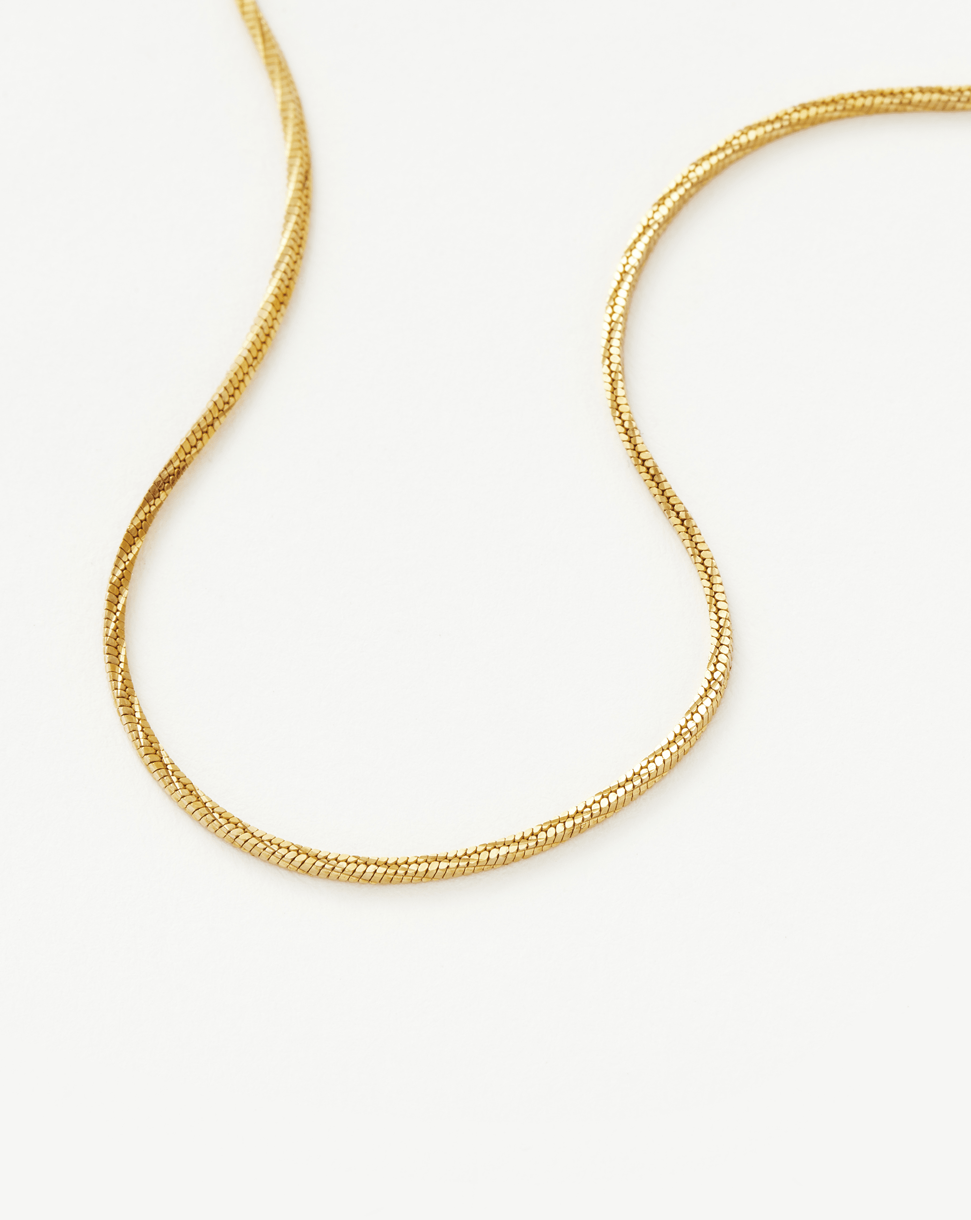 Savi Asymmetric Square Snake Chain Necklace