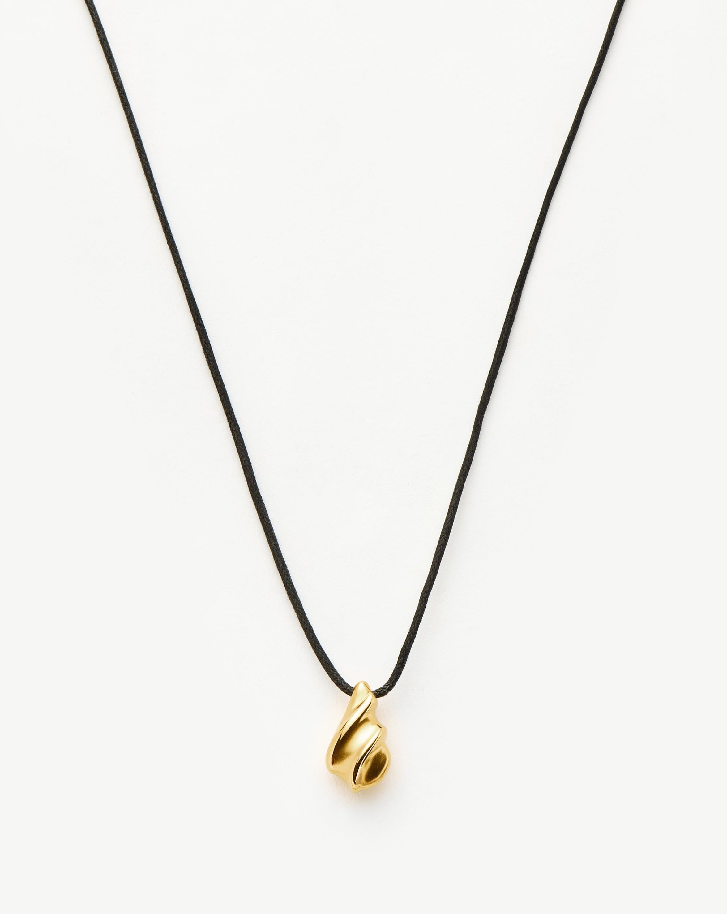 Savi Ridge Droplet Pendant Cord Necklace | 18ct Gold Plated Necklaces Missoma 