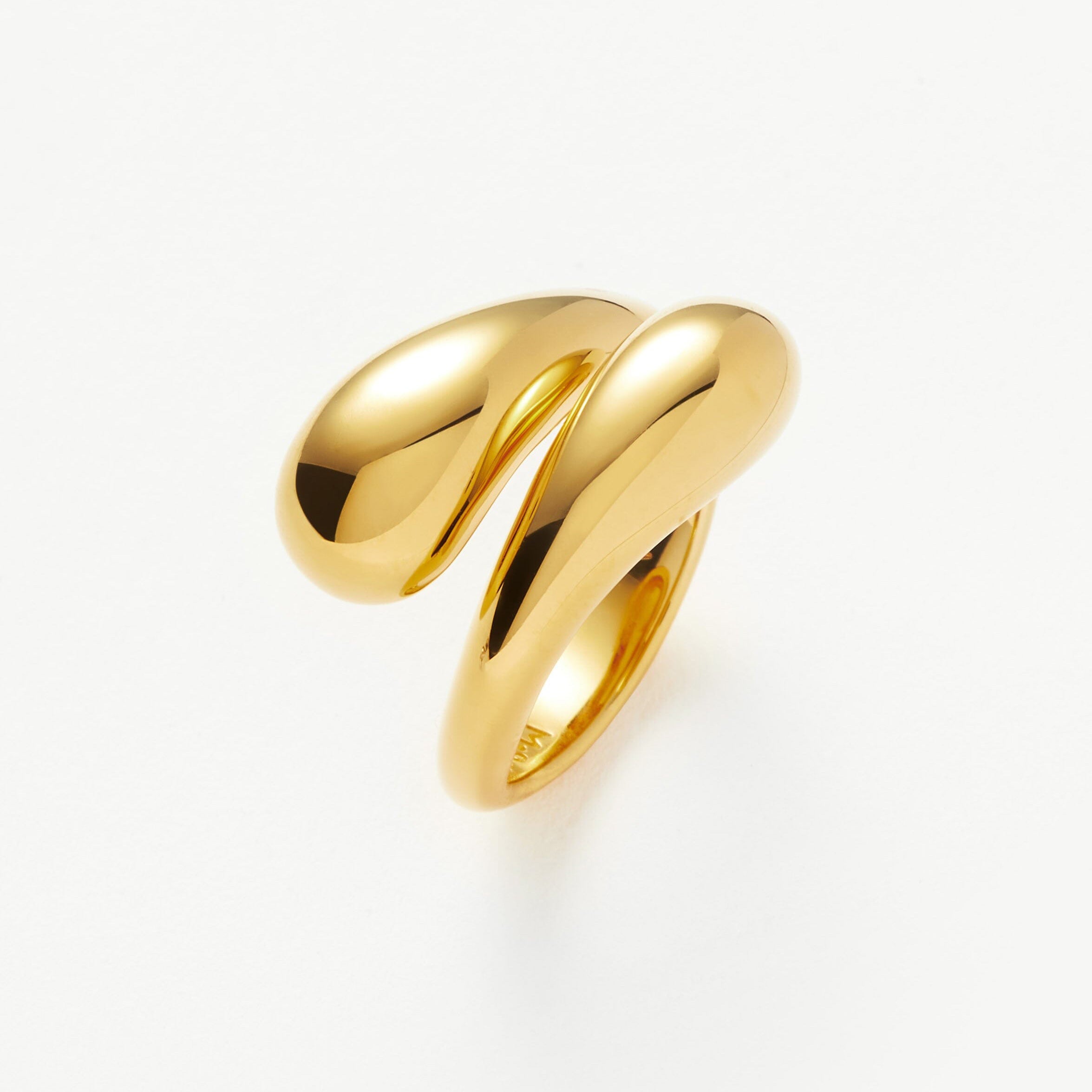 Lucy Williams Square Signet Ring | 18ct Gold Vermeil/Black Spinel | Missoma