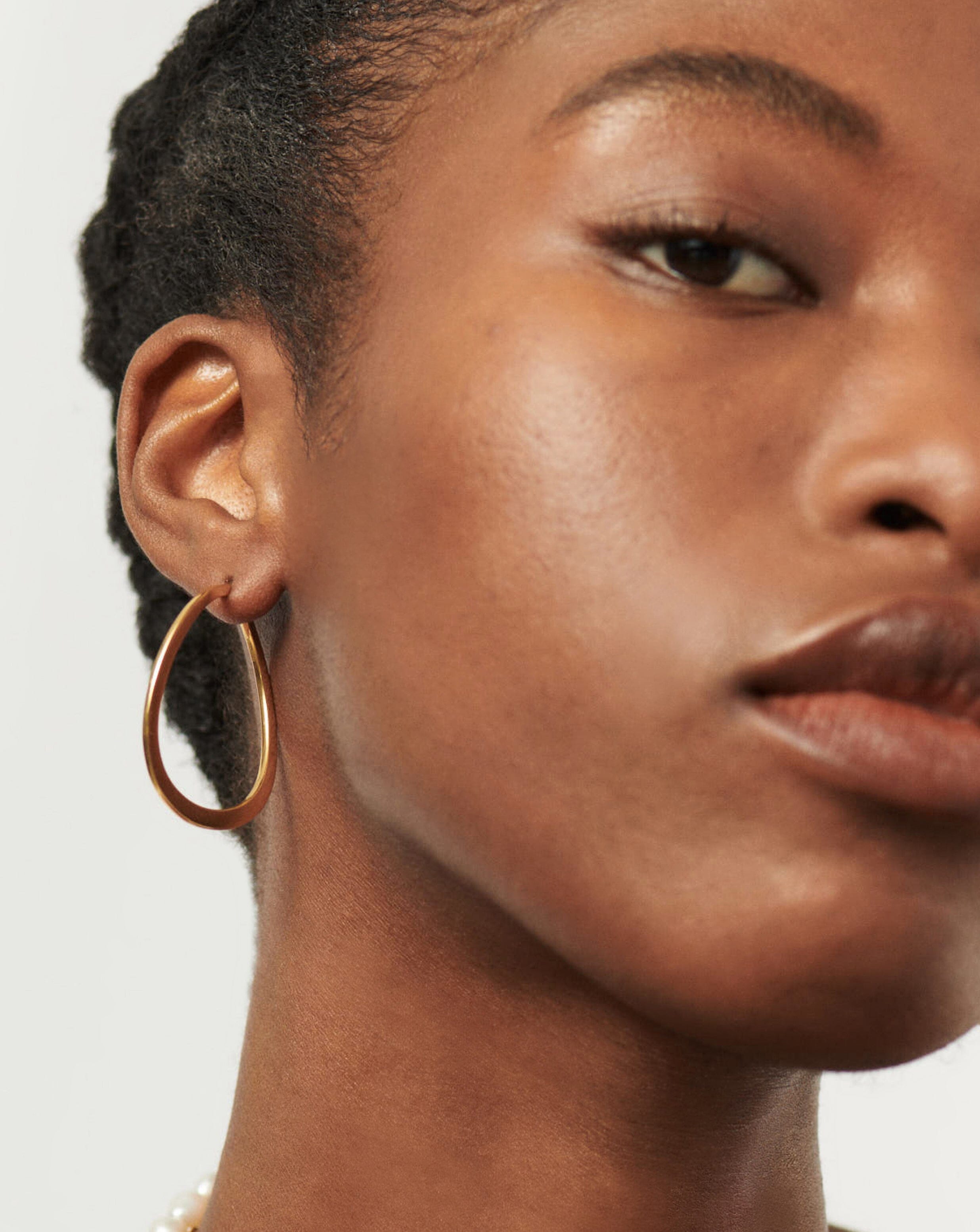 Missoma deals gold earrings