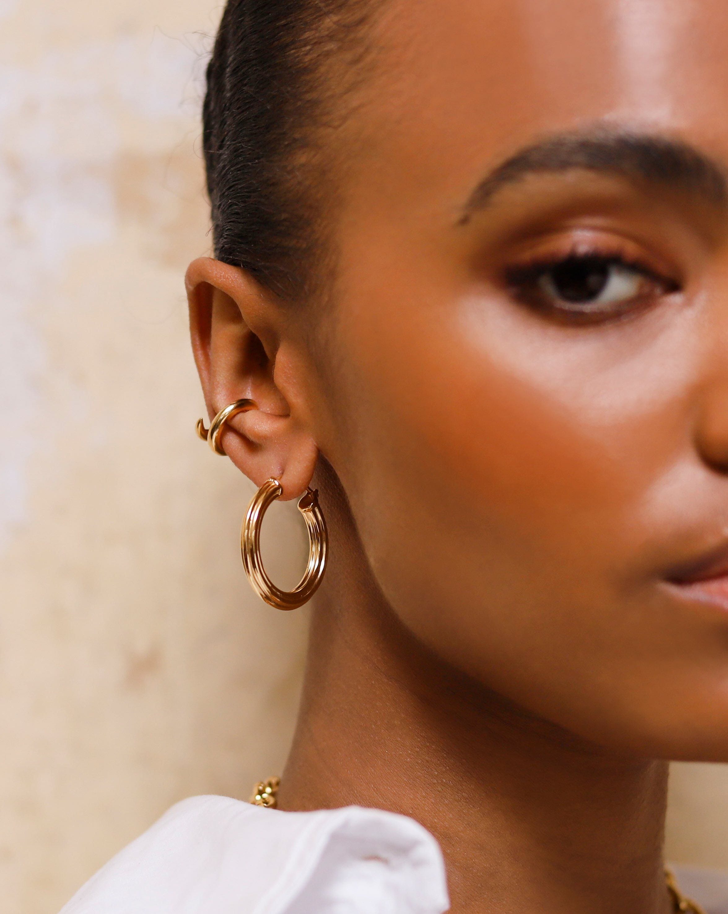 Large Ridge Hoop Earrings | Missoma