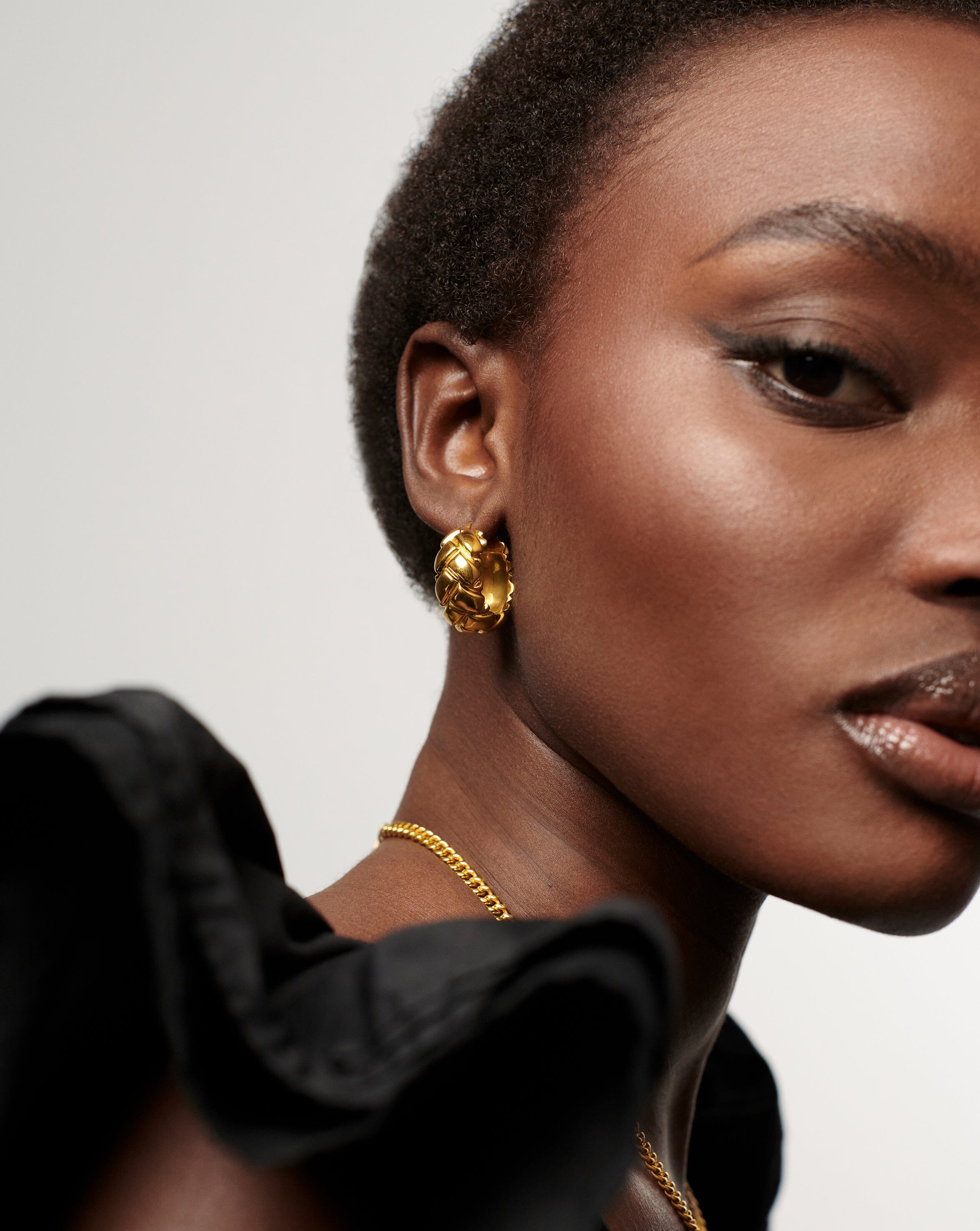 Missoma gold deals hoop earrings