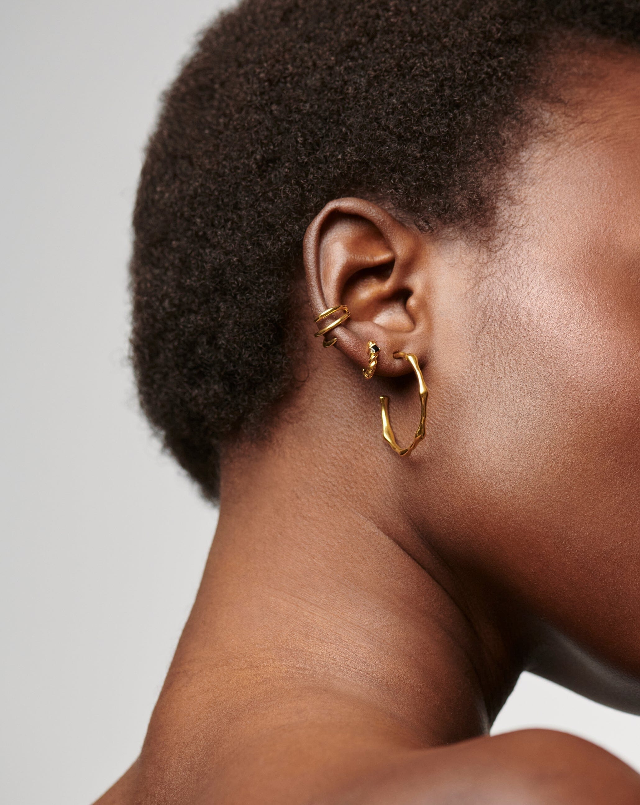 Medium deals hoop earrings