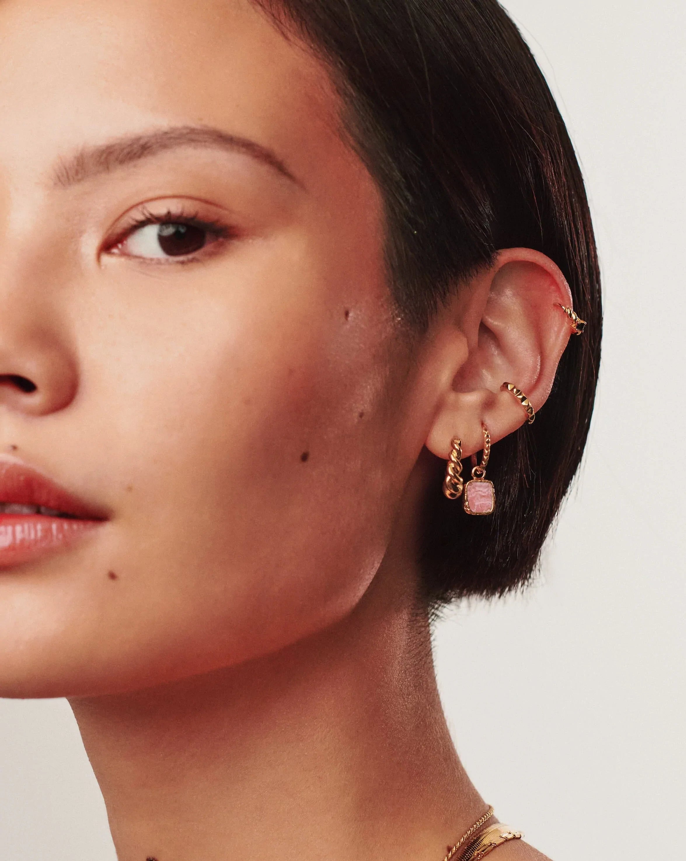 Pavé Pyramid Hoop Earrings – EDDIE BORGO