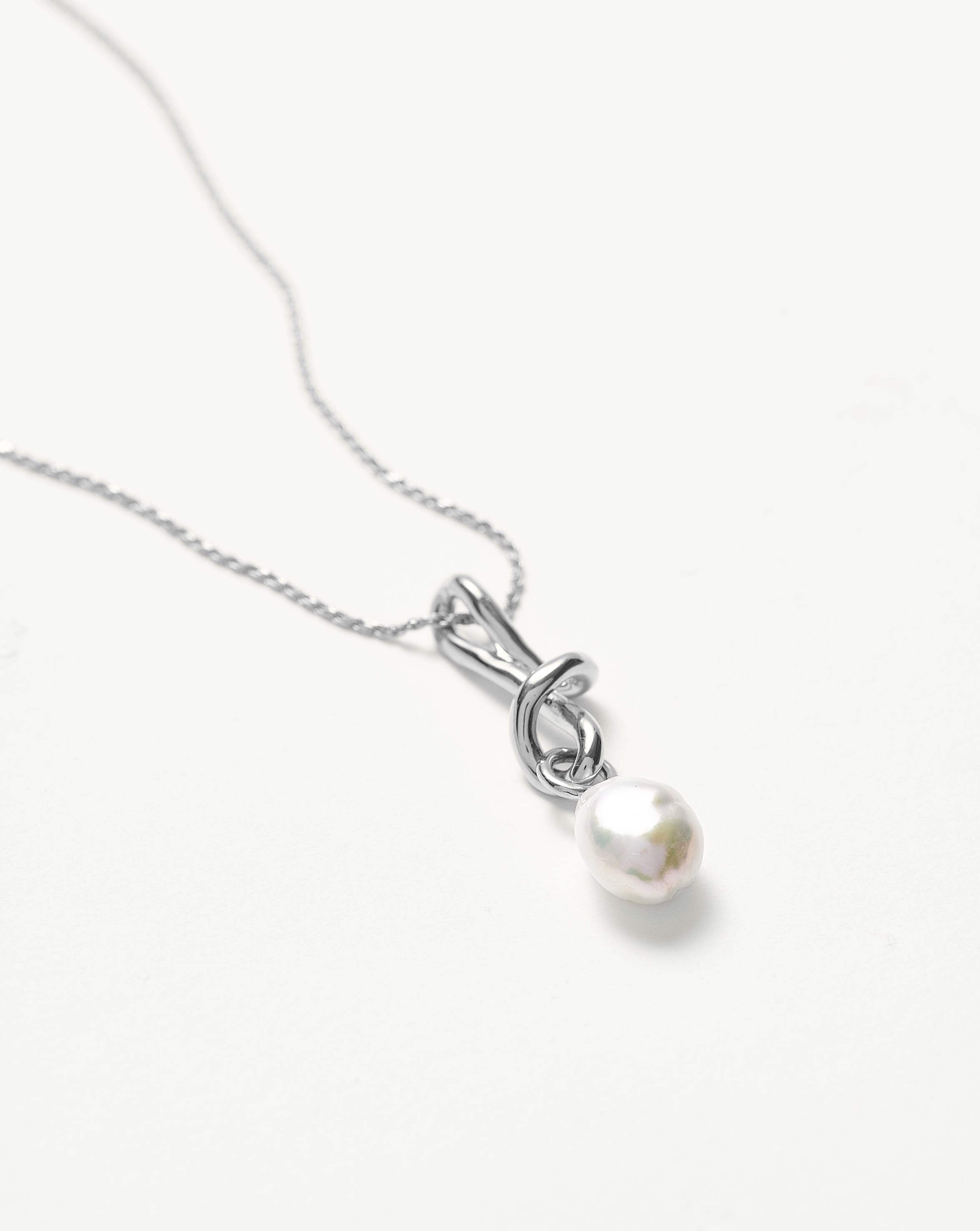 Single pearl drop clearance necklace silver