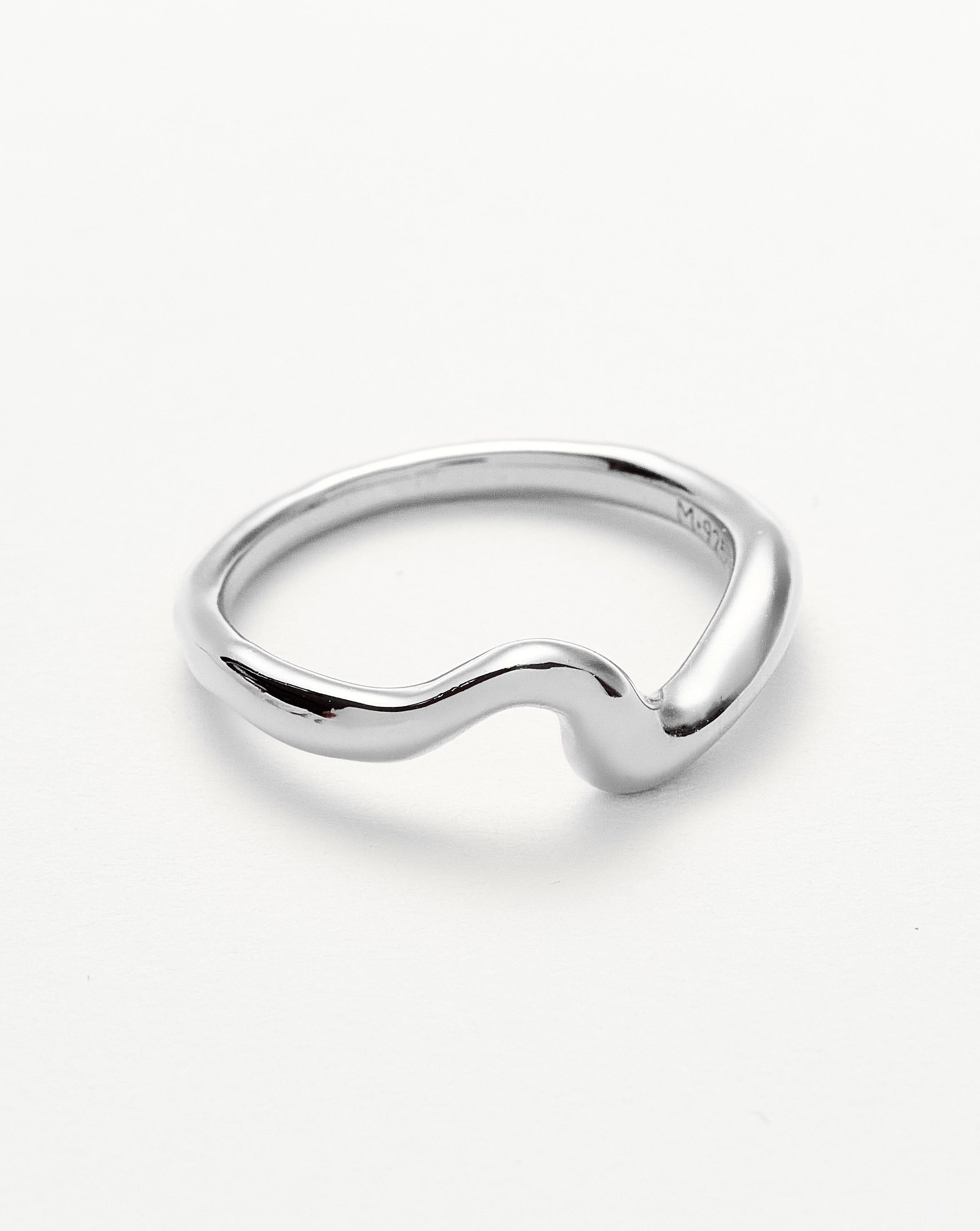 Silver hot sale ring wave